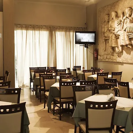 Hellinis Hotel 3*