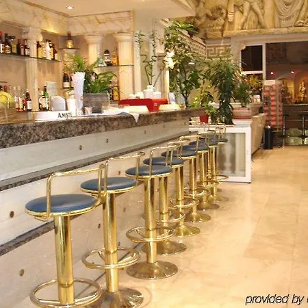Hotel Hellinis 3*