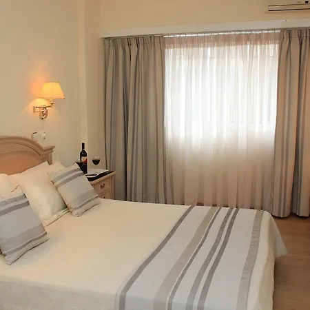 Hotel Hellinis 3*